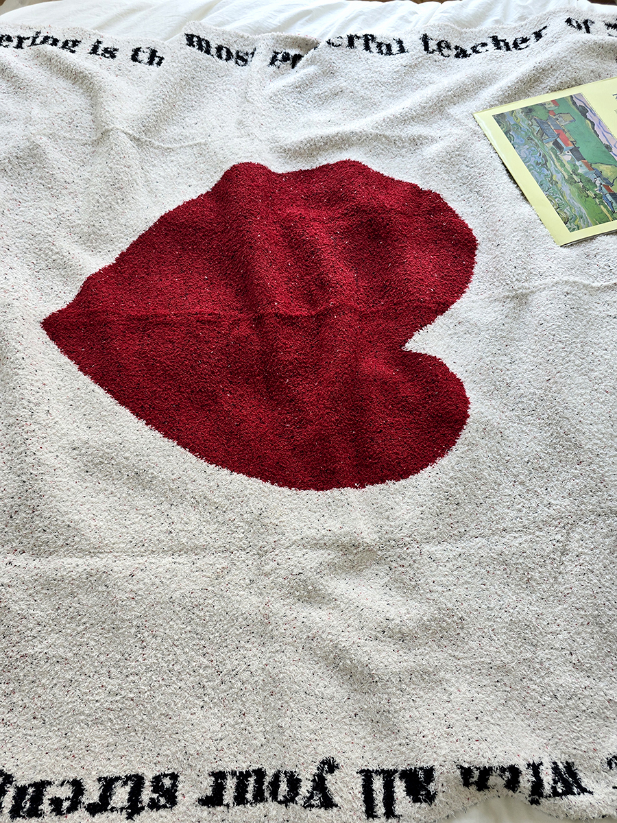 블랑쉬 귀여운 레드 하트 아트 플란넬 블랭킷 - 상세 이미지 5