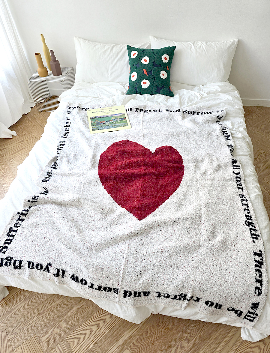 블랑쉬 귀여운 레드 하트 아트 플란넬 블랭킷 - 상품 이미지