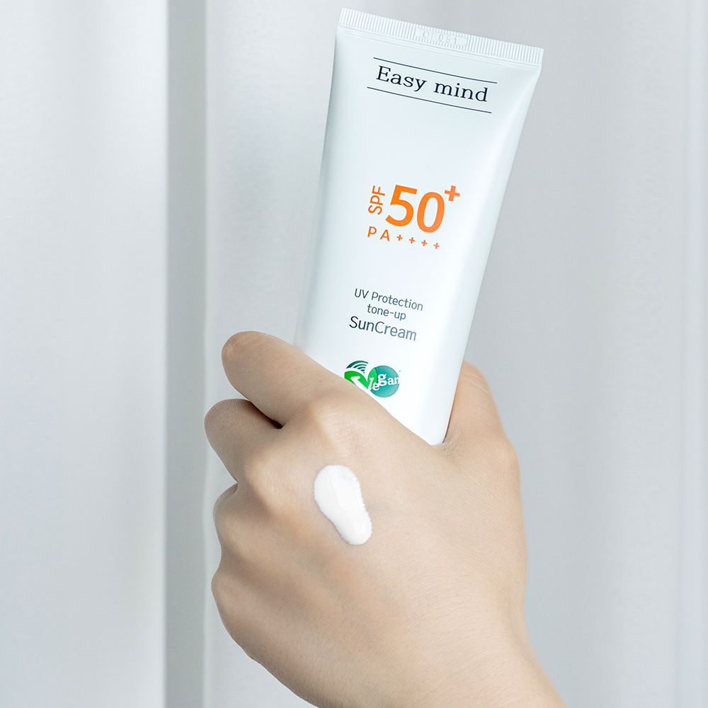 이지마인드 무기자차 자작나무 톤업 수분 선크림(SPF50+) 50ml 이미지 4