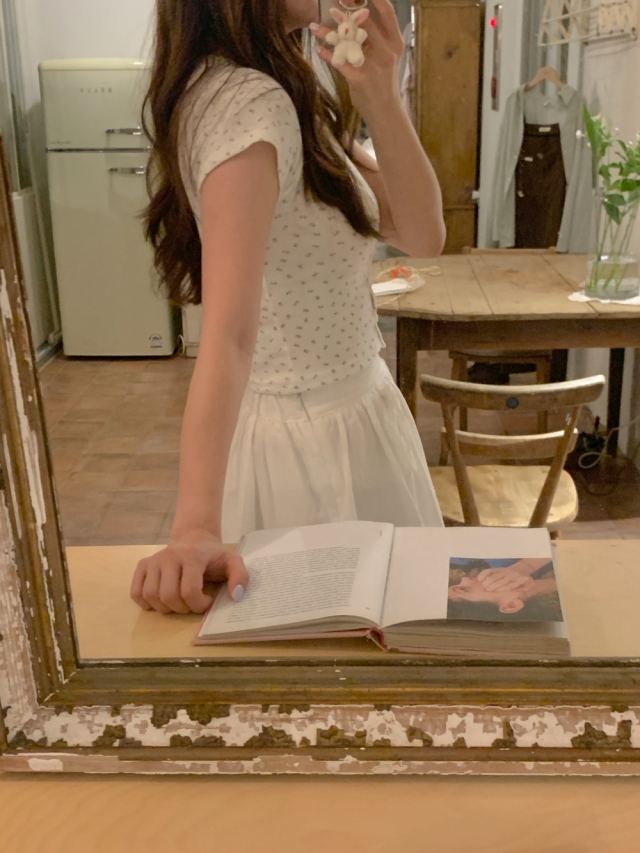 フラワークロップト半袖カーディガン | ファッション通販サイト NUGU