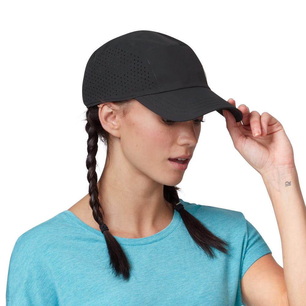 온러닝 러닝 모자 LightWeight Cap 블랙 - 상세 이미지 2