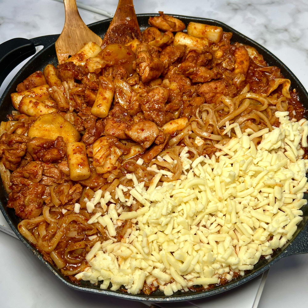 박가미닭갈비 철판 양념 닭갈비 맛집 캠핑 요리 단품 2인분+2인분 - 상품 이미지
