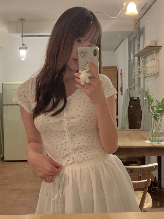 【新品未使用】コットン30G 半袖 ニットカーディガン 楽天市場】《人気再入荷》クロップド半袖ニットカーディガン