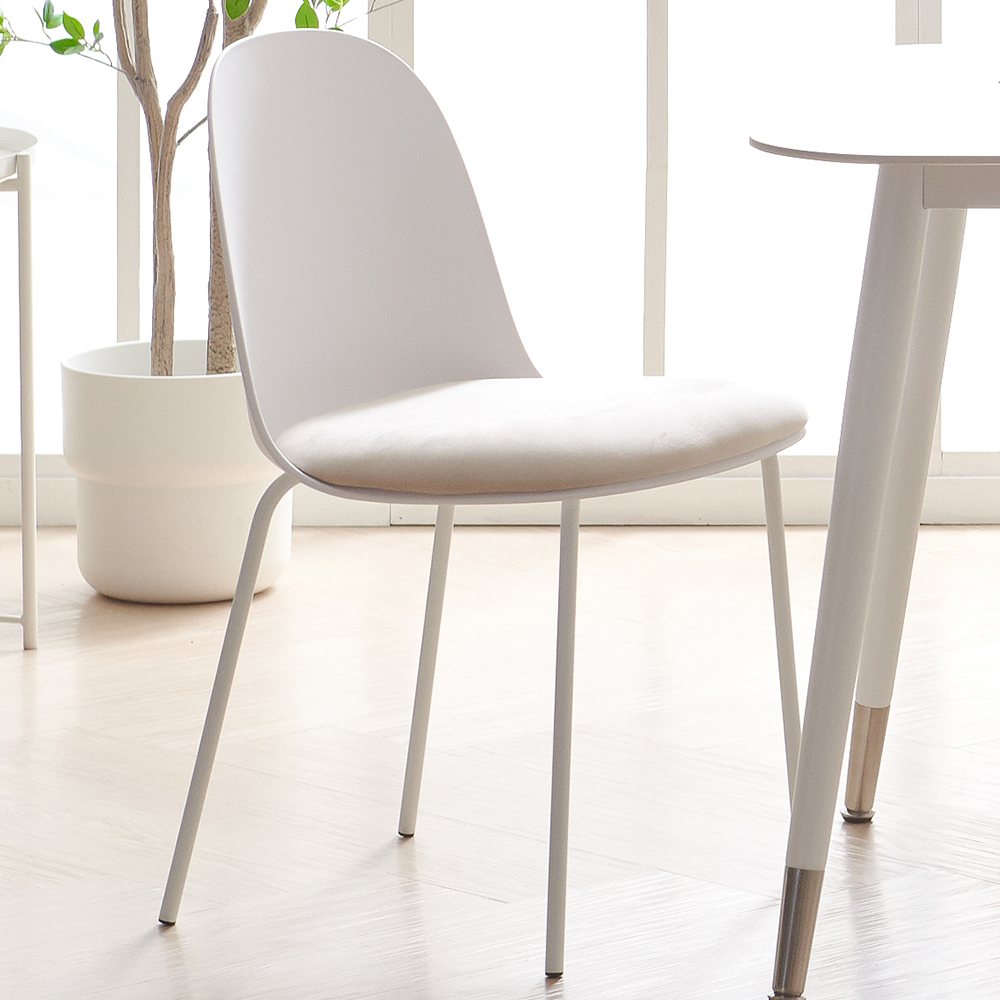 콘 벨벳 식탁 의자 화이트 카페 디자인 체어