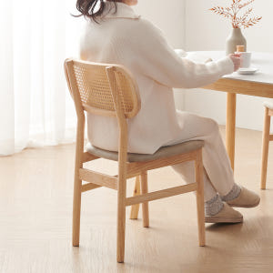 1인용 인테리어 의자 원목 철재 디자인 카페 체어 편한 식탁의자 노블 솔직 후기 | 실제 배치 사진 포함 - 상품 이미지 4