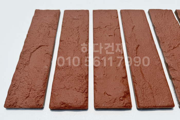 포시즌 세라믹타일 230x60x8T 레드 (적밤색) / 하다건재