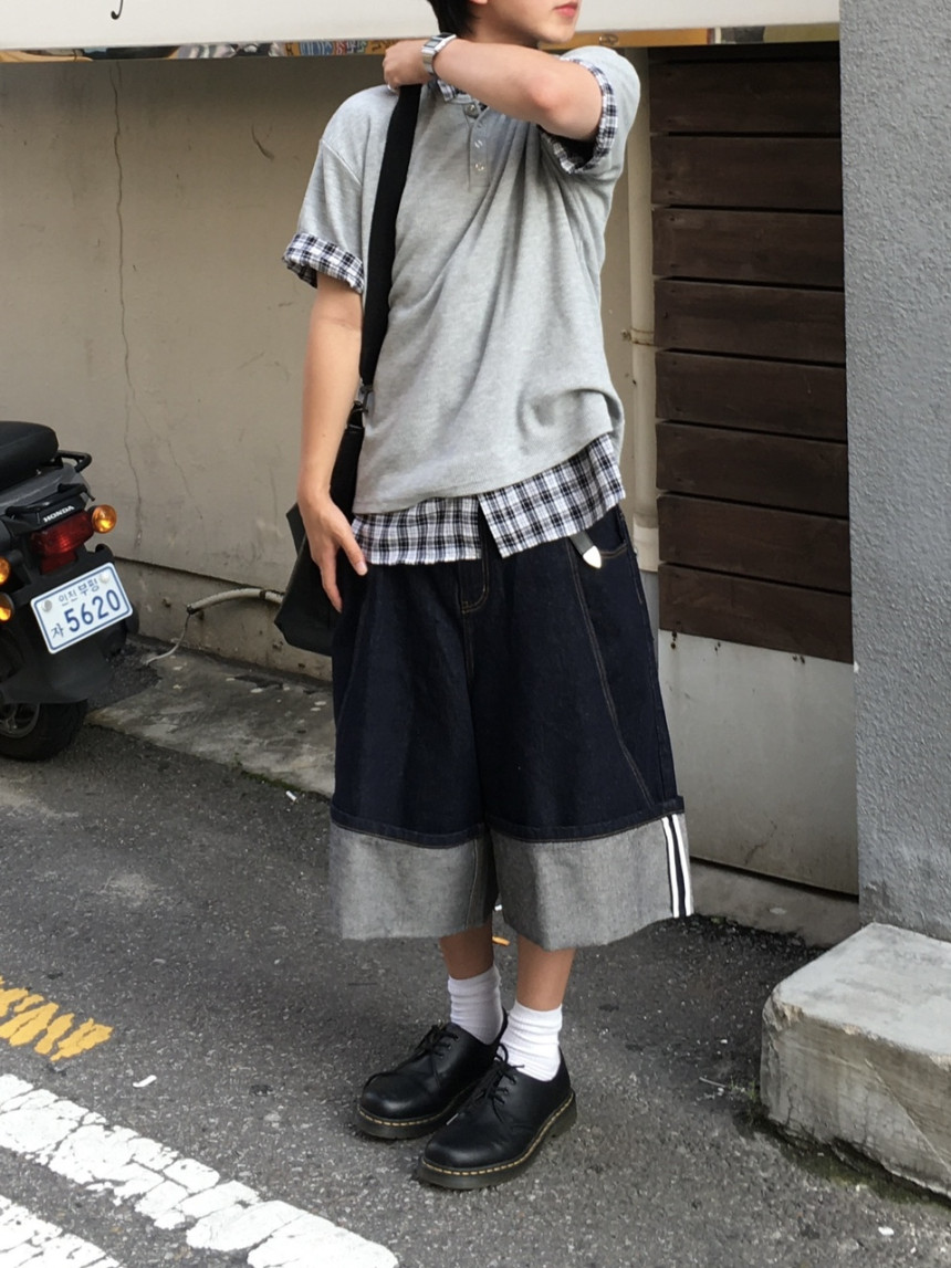 8CE75398-EF4B-4937-A0B8-6C02F5571B8C