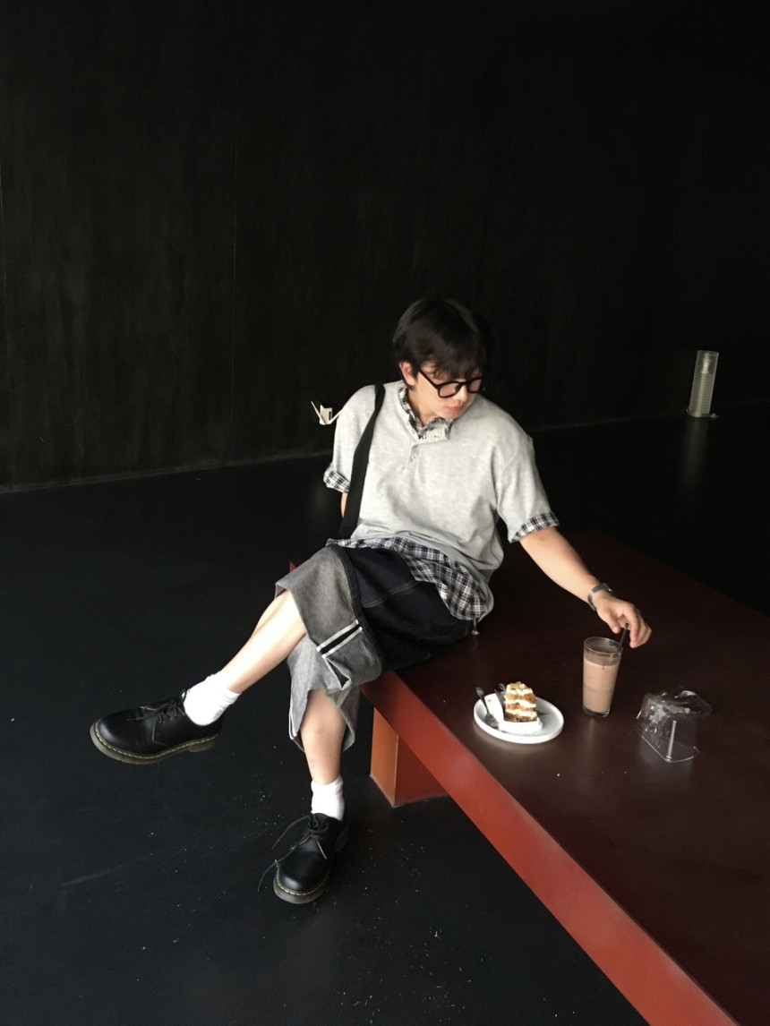 0E012C33-3F61-48FB-9941-BC85F48BA3C9