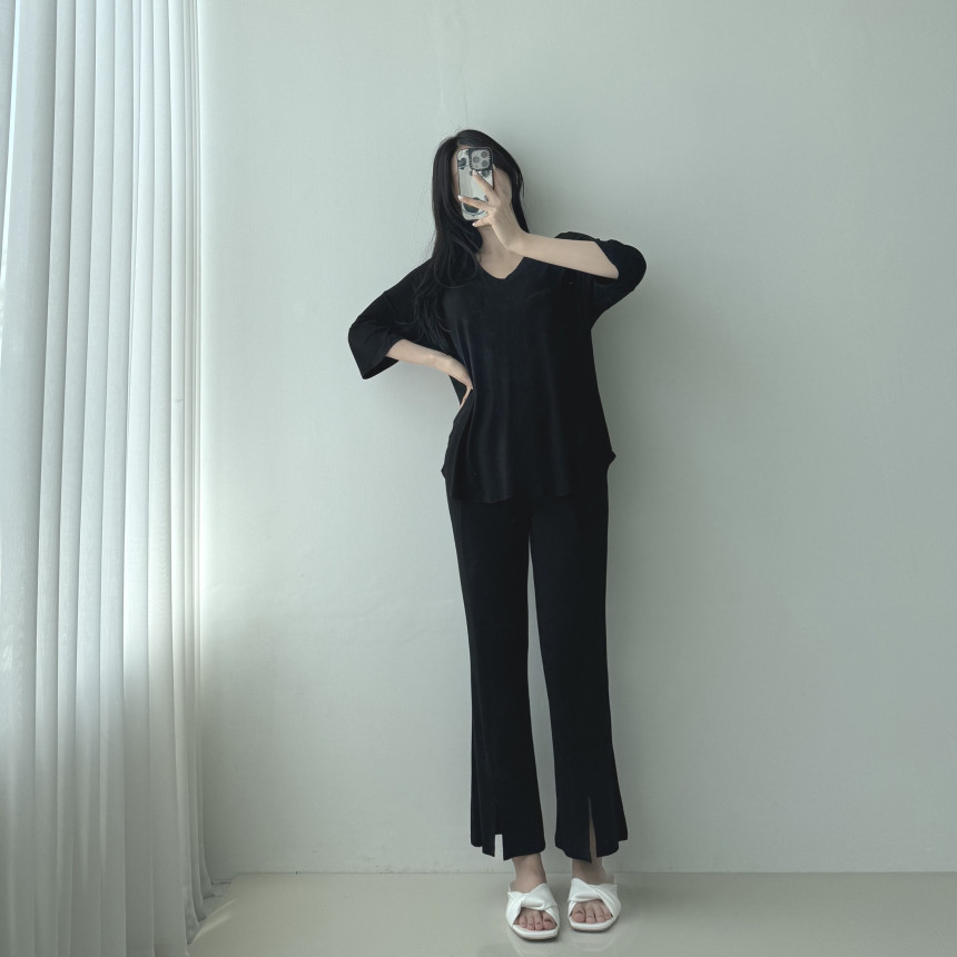 [당일발송🦄💙]찰랑찰랑 부츠컷 투피스 4color 셋업 밴딩팬츠 꾸안꾸 마실룩 홈웨어 레이온 브이넥 반팔 여름 썸머 상세 이미지 45