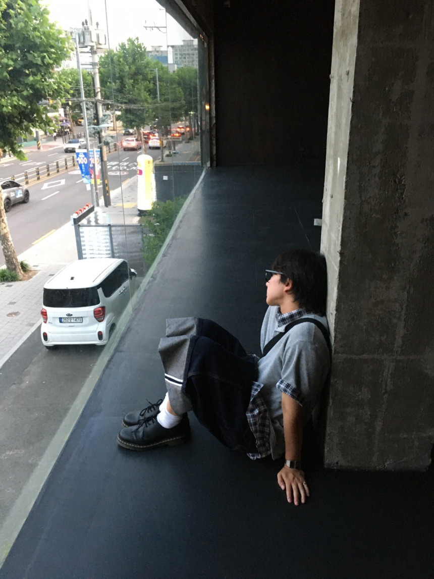 9192C98B-F452-4524-938D-68EF48A9EC5F