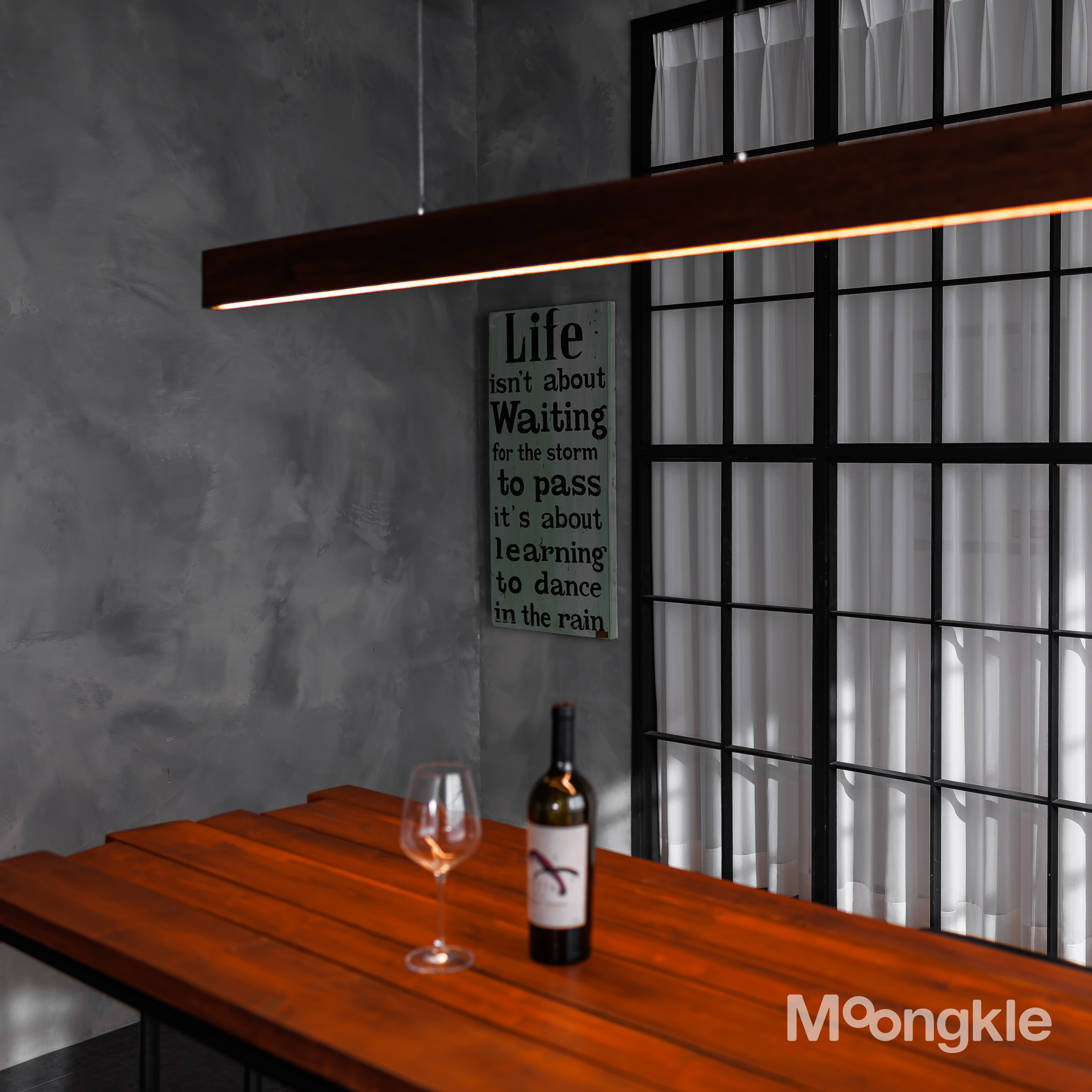 뭉클 리니어 6인 식탁 조명 원목 펜던트 조명 1500