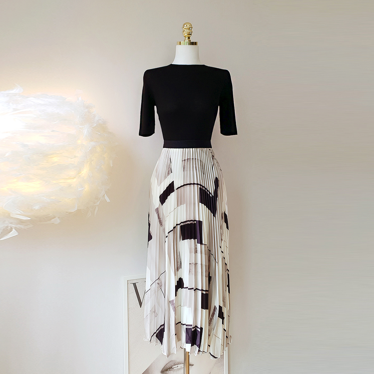 [수입] 뉴 지오딕 패턴 플리츠 스커트