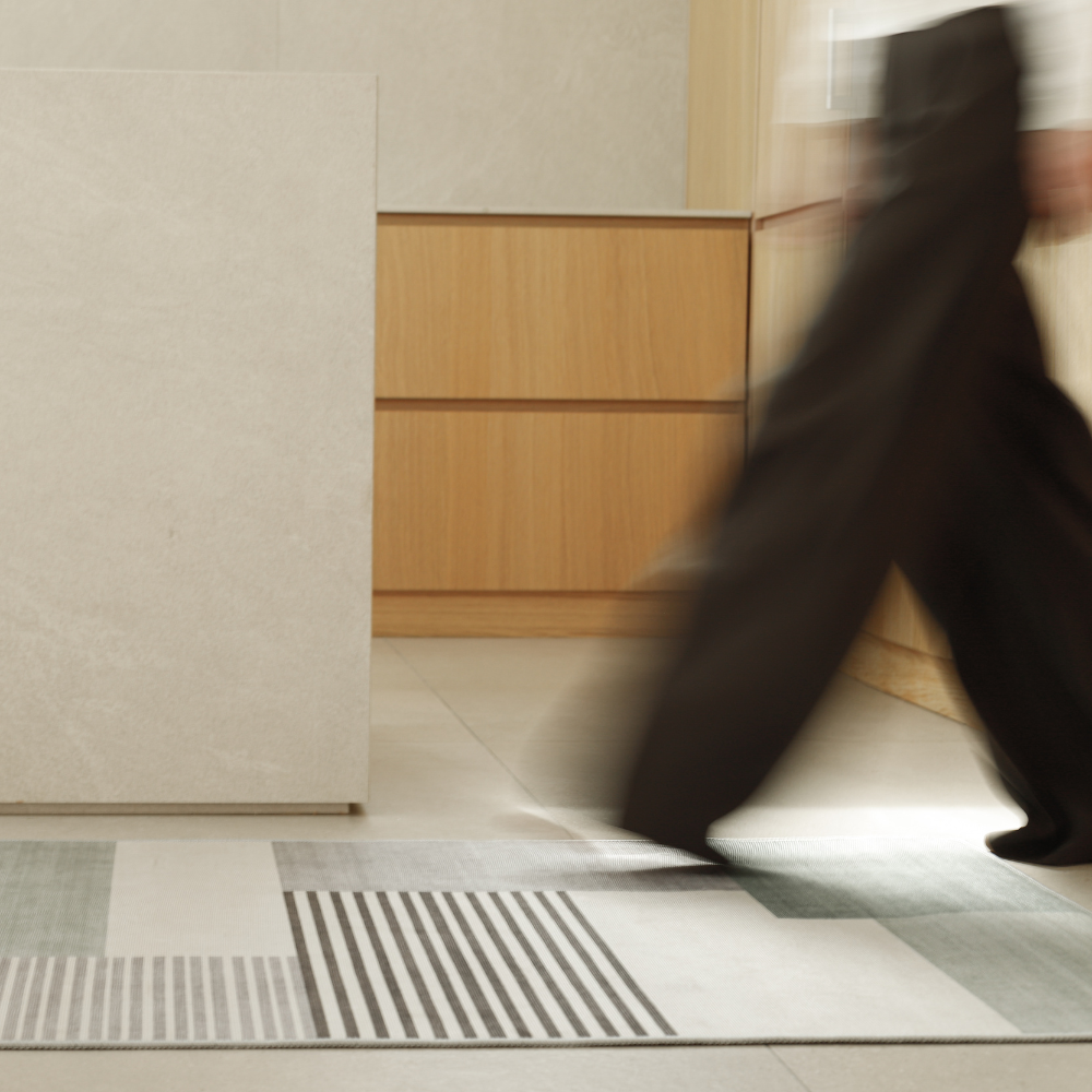 [에모프] 스트라이프 러그 카페트 양탄자 미니러그 의자매트 140x200