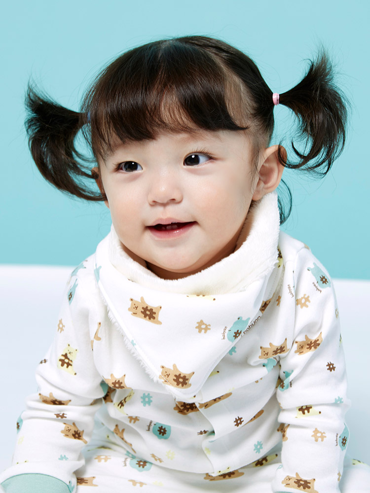 베이비앙 국내산 무형광 아기 유아 스카프빕  달콤프렌즈 와플베어 스노우빕 - 상세 이미지 5