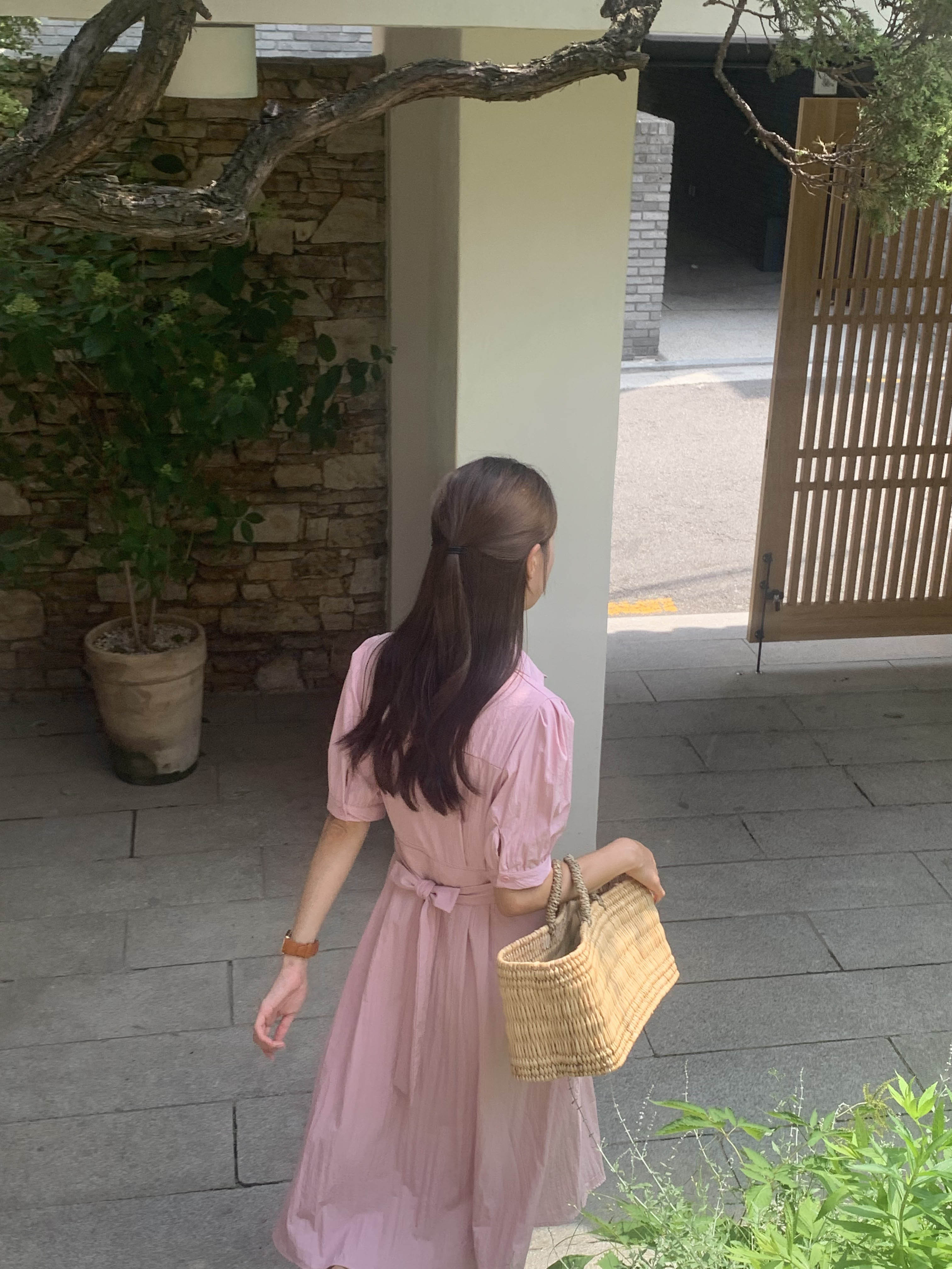 베를린 소매벌룬 반팔 셔츠 카라넥 단추 벨트 셔츠 롱 원피스(민트,핑크) - 상세 이미지 2
