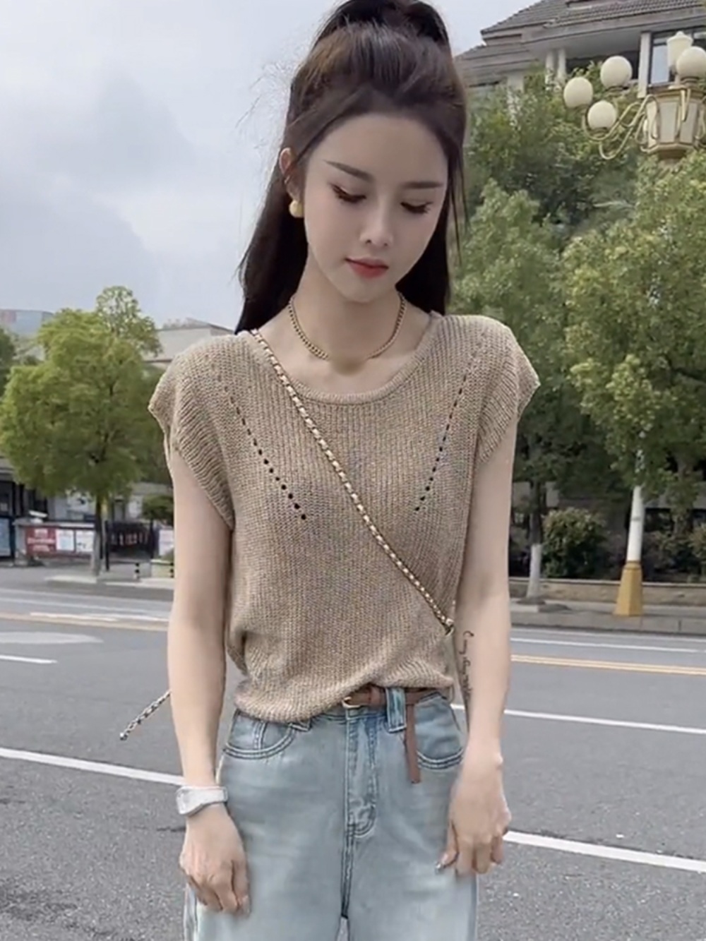 소녀시대 유리 니트 민소매 나시 인스타그램 루즈한 펀칭 의상 옷 패션 - 상세 이미지 2