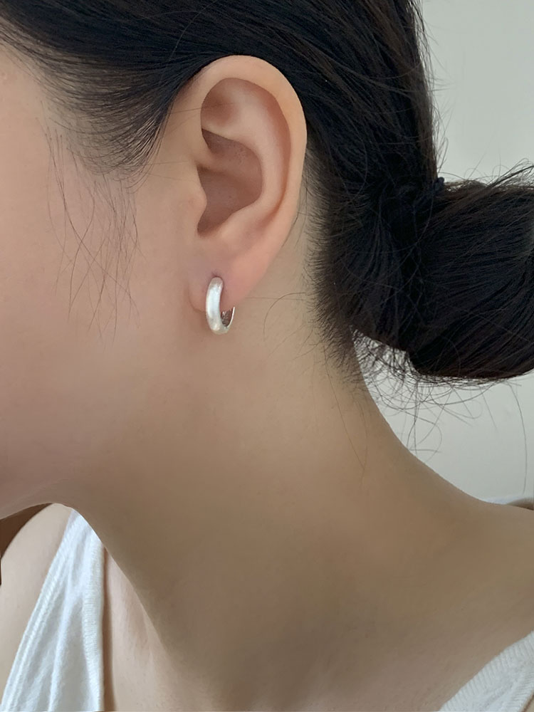 셀프러브 샌드 원터치 이어링 - 여성 무광 매트 기본 원형 데일리 원터치링귀걸이 - 상세 이미지 3