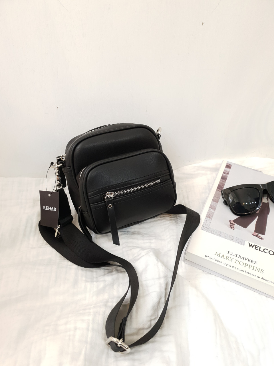 [리햅] 푸치 포켓 미니 크로스백 - 유니크한 디자인의 데일리 가방