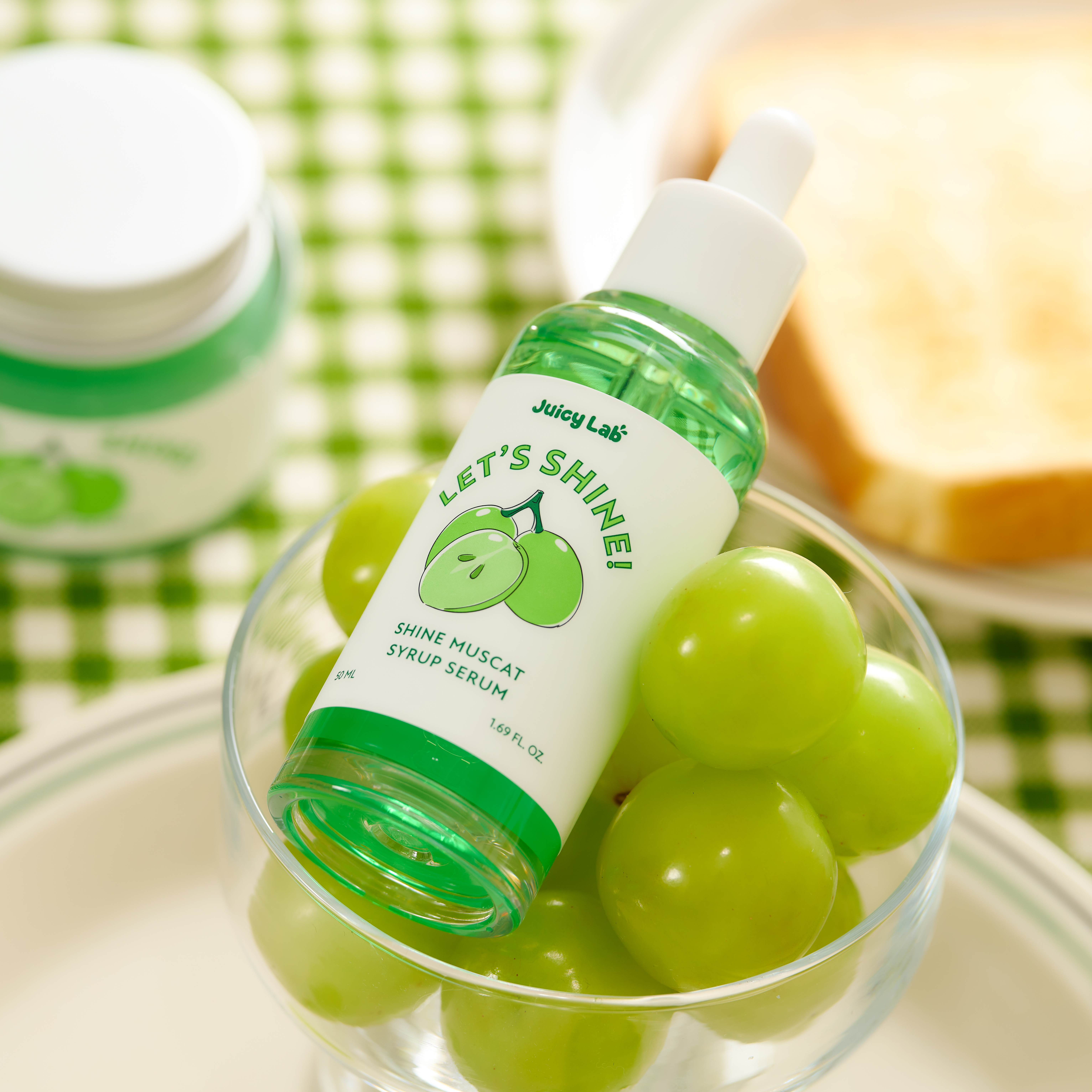 [진정의정석😌] 쥬시랩 렛츠샤인! 샤인머스캣 시럽 세럼 50ml (자장가세럼, 미백, 주름개선, 2중기능성, 고보습) - 상세 이미지 3