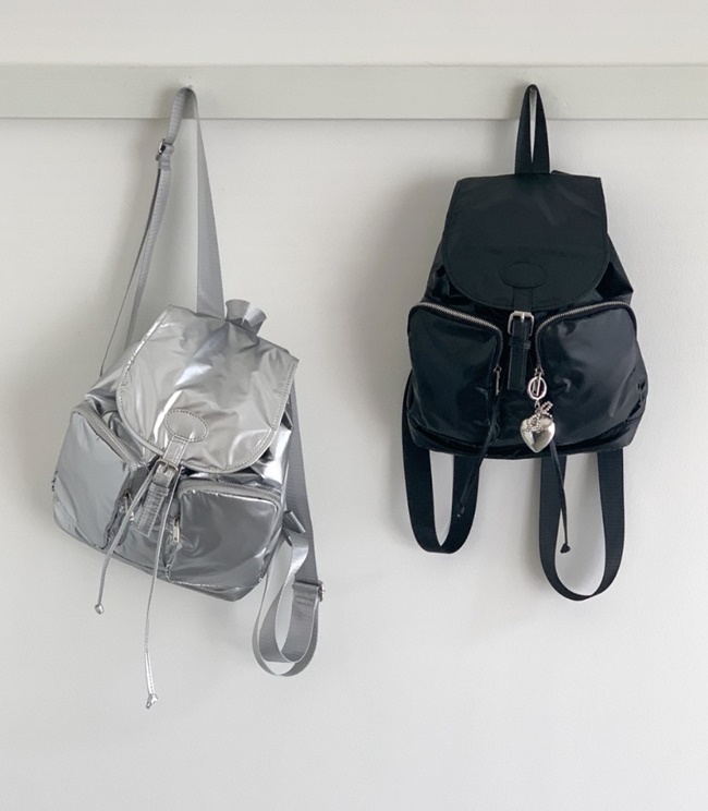 경량 가벼운 유광 투포켓 버클 캐쥬얼 복조리 백팩 미니배낭