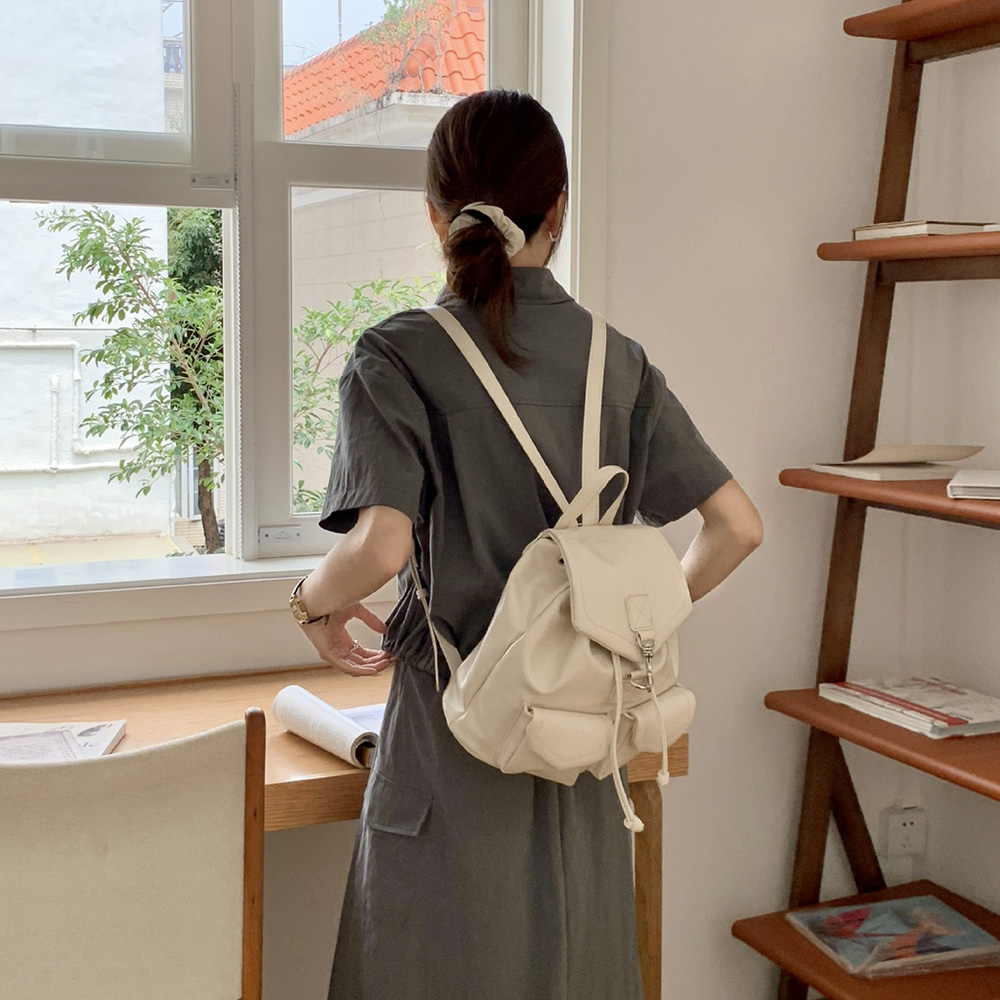 베니 글로시 복조리 백팩 데일리 백팩