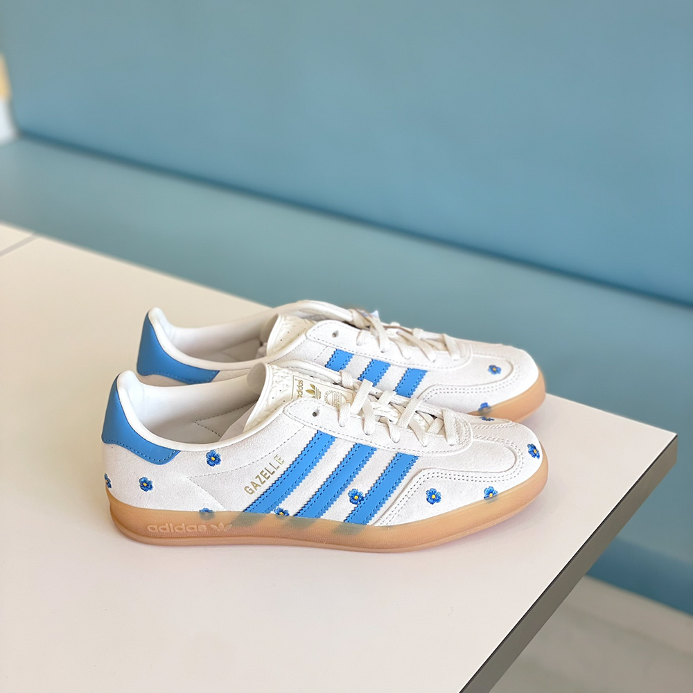 아디다스 가젤 인도어 여성 스니커즈 플로랄 라이트 블루