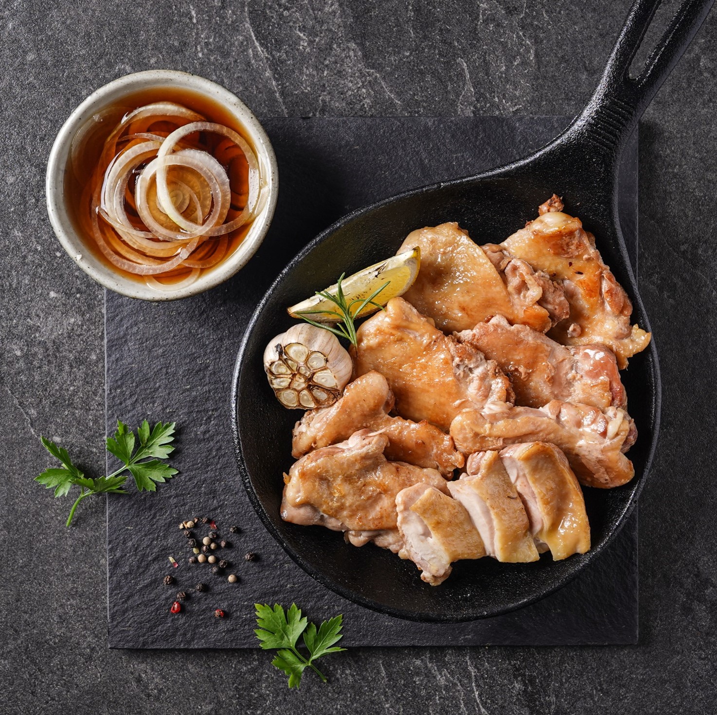 통나무집닭갈비 춘천 숯불 닭갈비 밀키트 택배 홈파티 캠핑요리 양념 간편 음식 넓적다리 통살 소금맛, 간장맛, 고추장맛