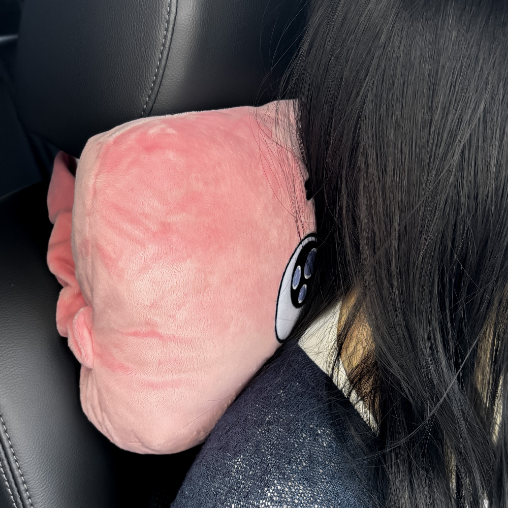 벨르아망 스폰지밥 차량용 목쿠션 커플 아이템 헤드레스트 목베개 새차 선물 스폰지밥