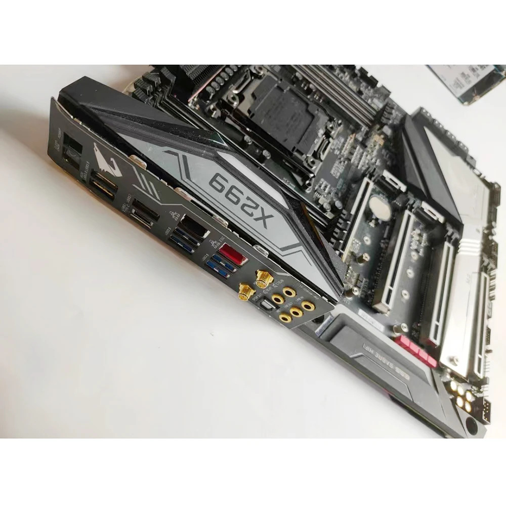 기가 바이트호환 마더보드 LGA2066 8xDDR4 128GB E- 코어 X 시리즈 44레인/28레CPU 프로세서 X299 AORUS MASTER