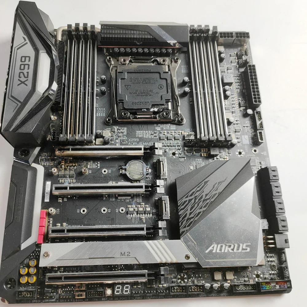 기가 바이트호환 마더보드 LGA2066 8xDDR4 128GB E- 코어 X 시리즈 44레인/28레CPU 프로세서 X299 AORUS MASTER