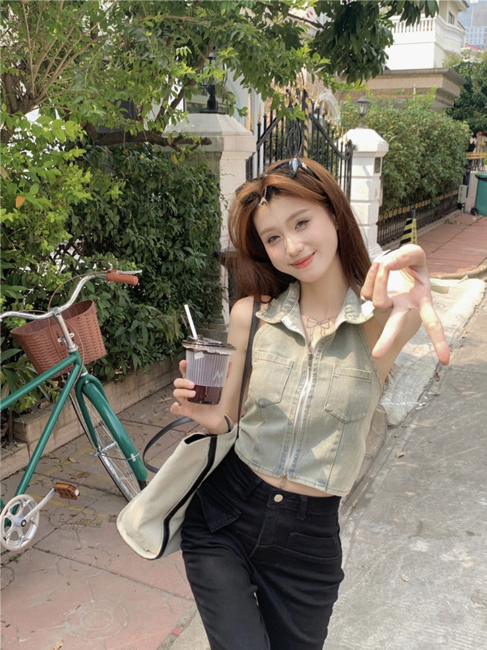 놀라운토요일 323회 태연 조끼 집업 데님 홀터넥 의상 옷 패션 - 상세 이미지 5