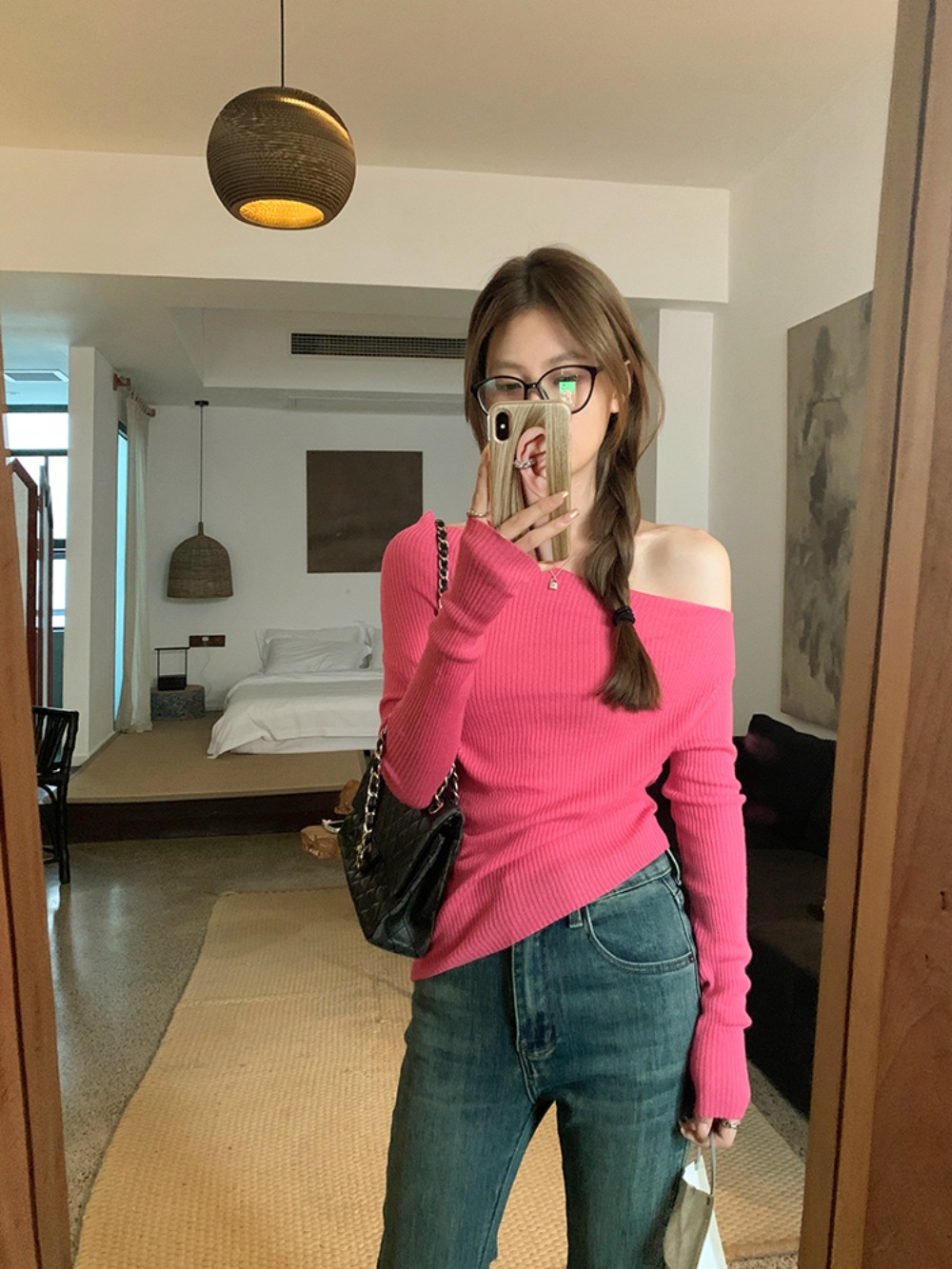 용감무쌍 용수정 48회 임주은 티셔츠 오프숄더 최혜라 어깨트임 얇은 의상 옷 패션 - 상세 이미지 2