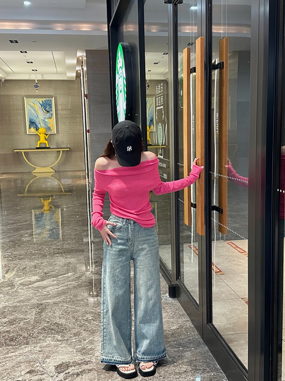 용감무쌍 용수정 48회 임주은 티셔츠 오프숄더 최혜라 핫핑크 슬림 의상 옷 패션 - 상세 이미지 3