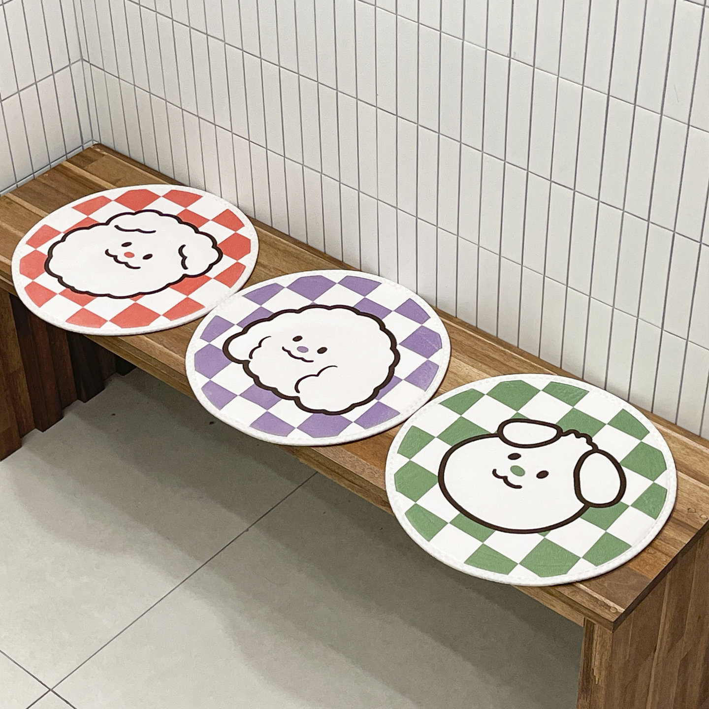 뭉쓰리 체커 포그니 원형매트 거실 욕실 극세사 논슬립 인테리어 그린(뭉삼), 37x37cm - 상품 이미지