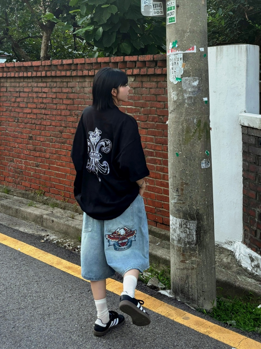 94E7DDCA-8DB6-4D43-99F3-8501A3E05F3B