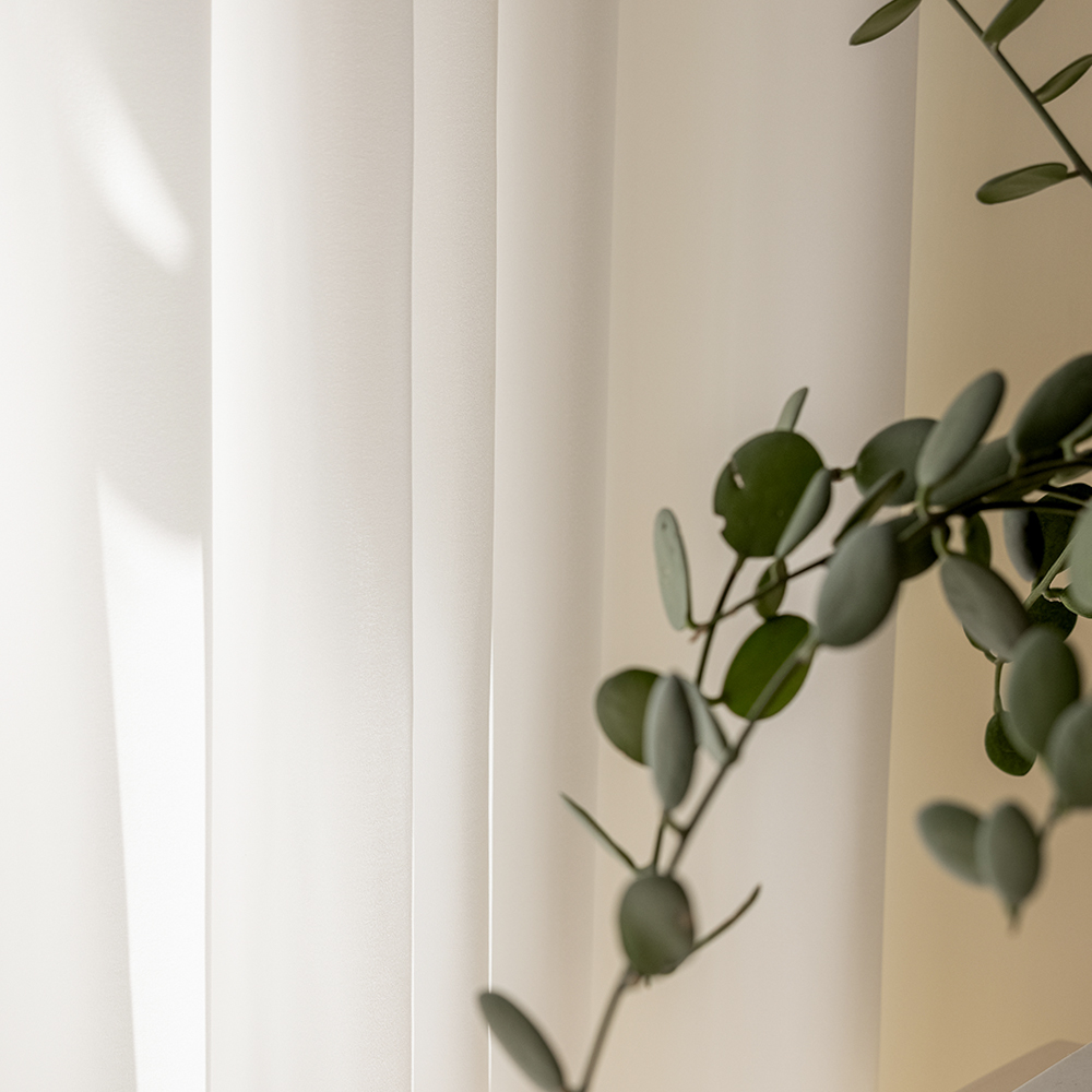 소르르 이음선 없는 형상기억 차르르 쉬폰커튼 비침없는 화이트 맞춤제작 나비주름 안방 120x265