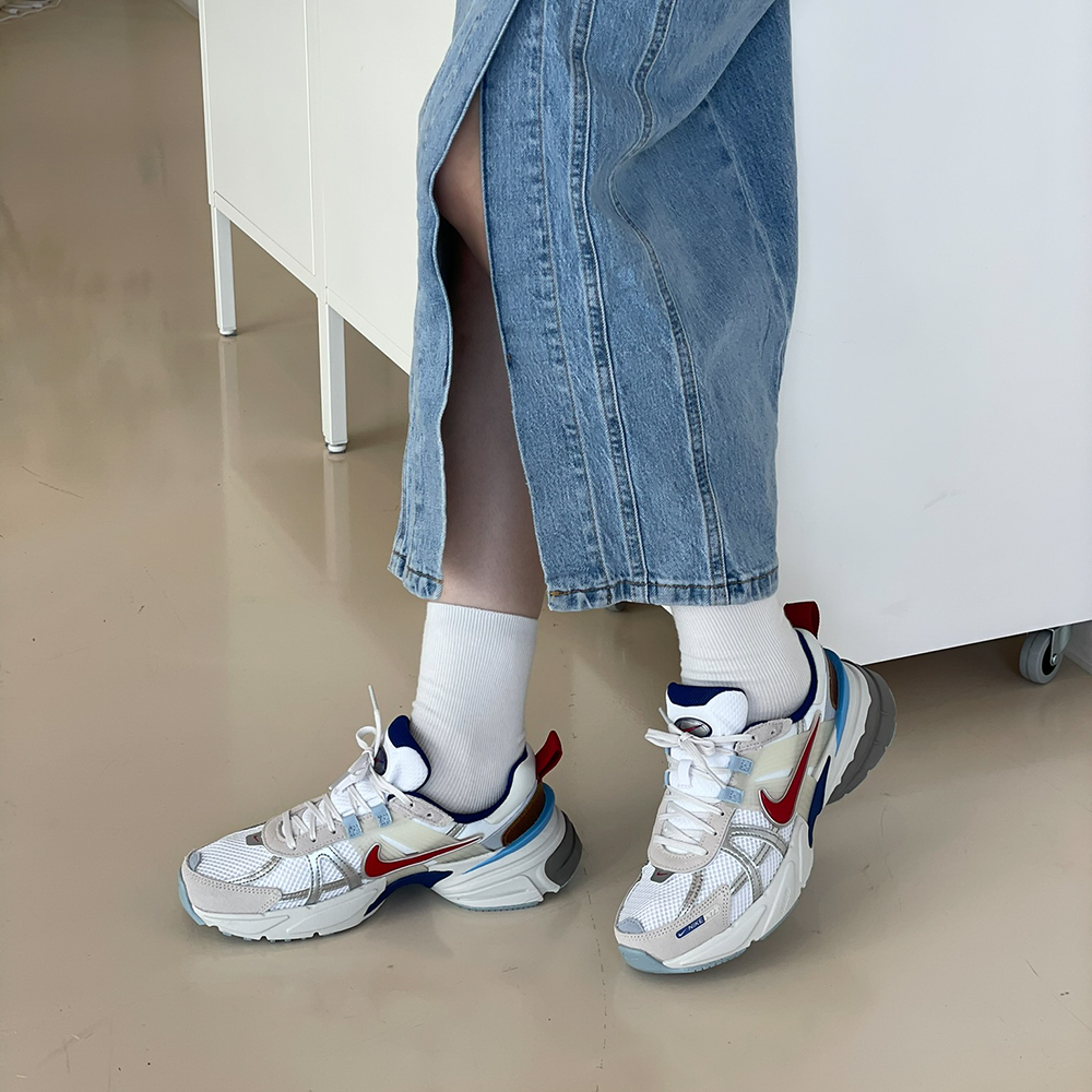 Nike 브이투케이 런 바시티레드 딥블루 실버 우먼스 - 상세 이미지 3