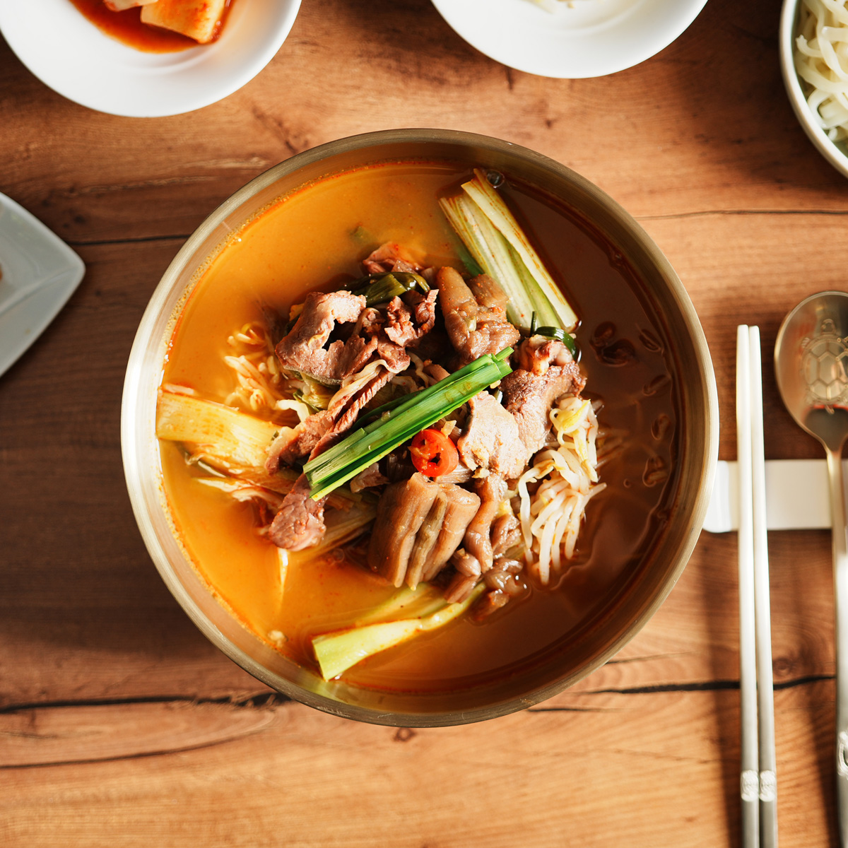 선비찬 가마솥 육개장 600g 얼큰 사골 전통 소고기육개장 - 상세 이미지 4