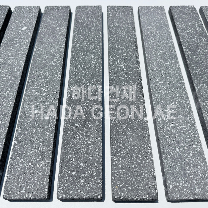 모노타일 390x55x15T 블랙 / 하다건재