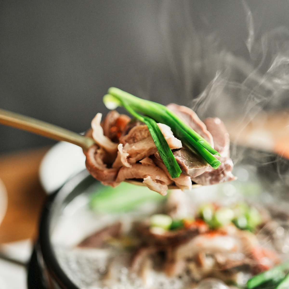 선비찬 돼지국밥 돼지내장국밥 600g X 25봉 술국 해장국대용 프렌차이즈용 냉동 즉석국 탕 - 상세 이미지 5