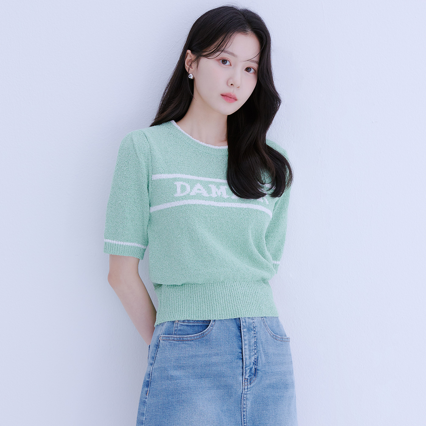로엠 볼륨 소매 레터 반팔 풀오버 RMKAE25RT8 - 상세 이미지 2
