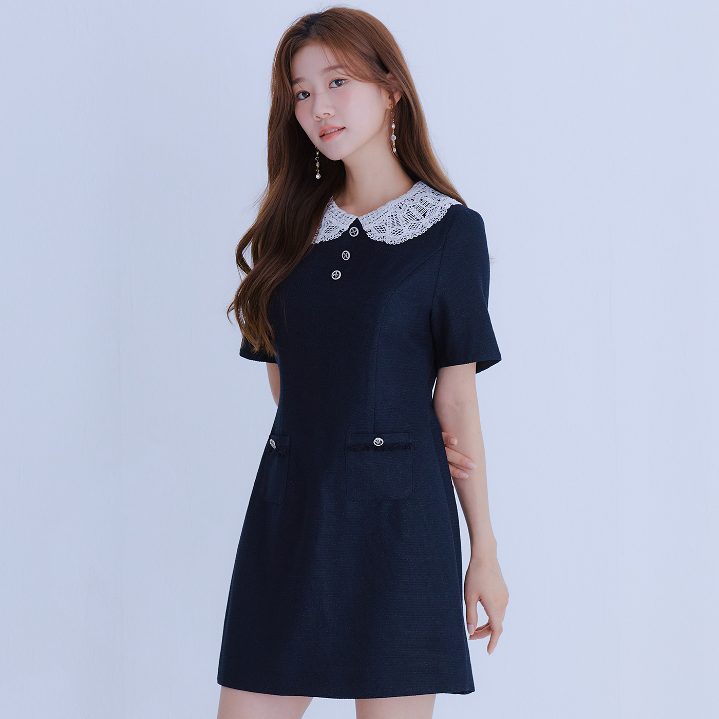 로엠 레이스 카라 조직감 원피스 RMOWE37ST1 - 상품 이미지