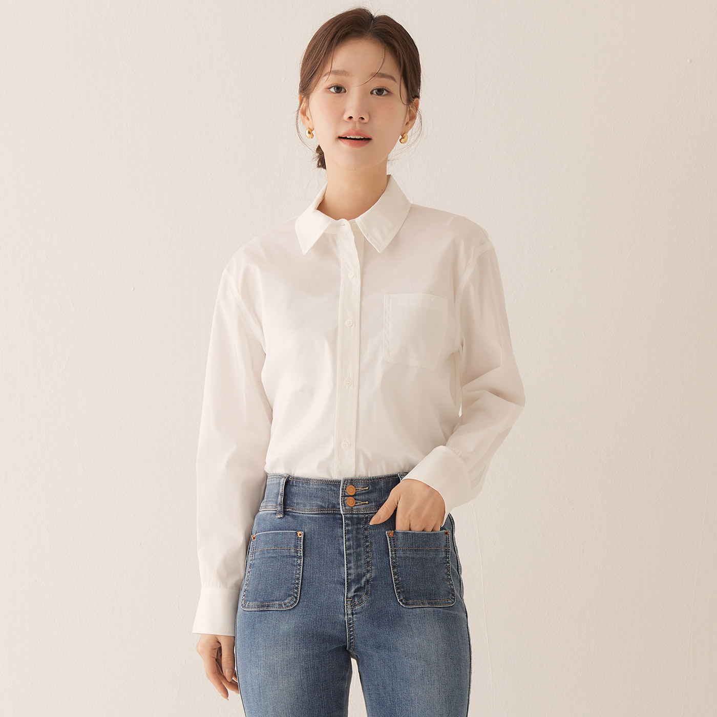 로엠 크롭 셔츠 RMYWE23R11 이미지 3
