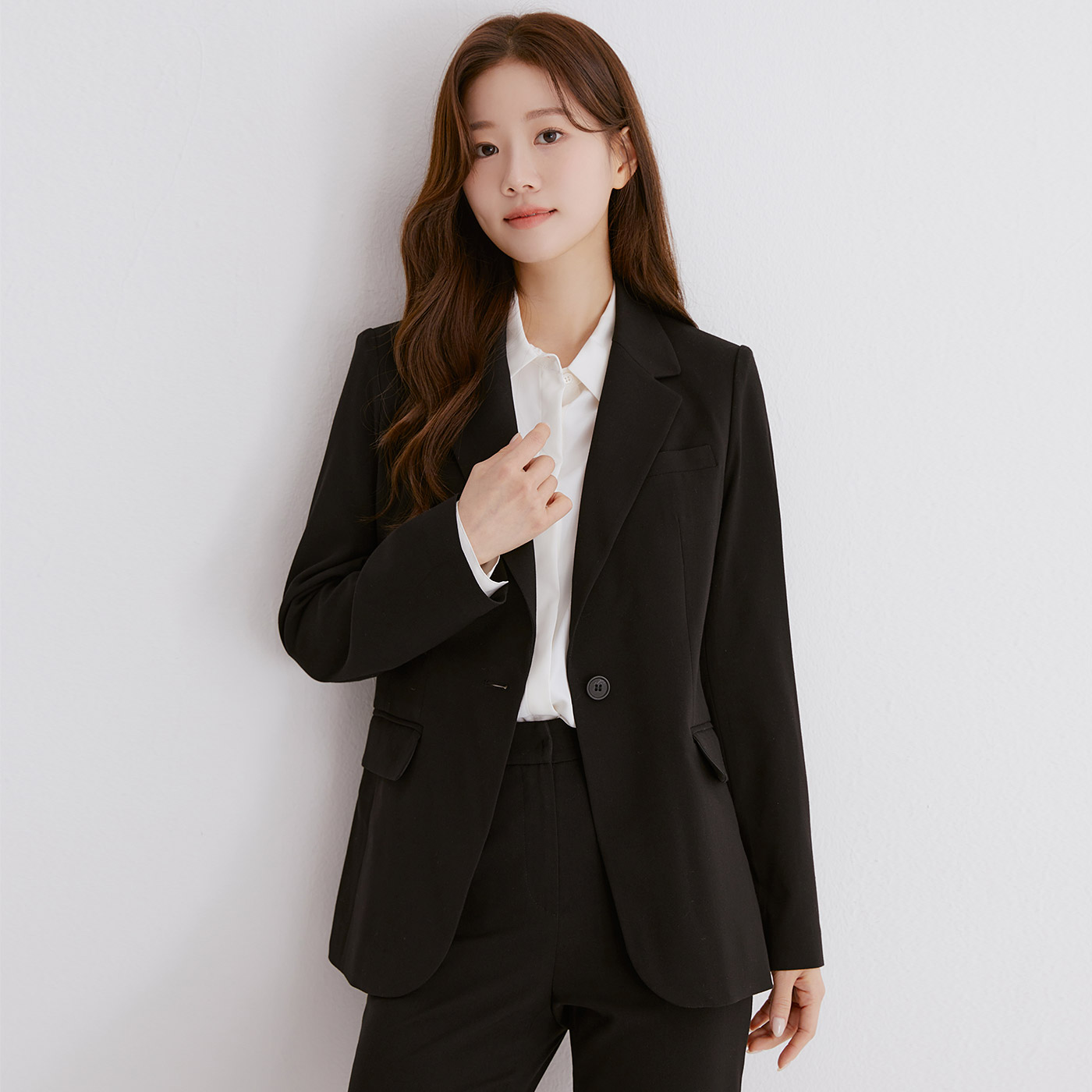 로엠 베이직 셋업 자켓 (슬랙스) RMJKE24R02 - 메인 이미지