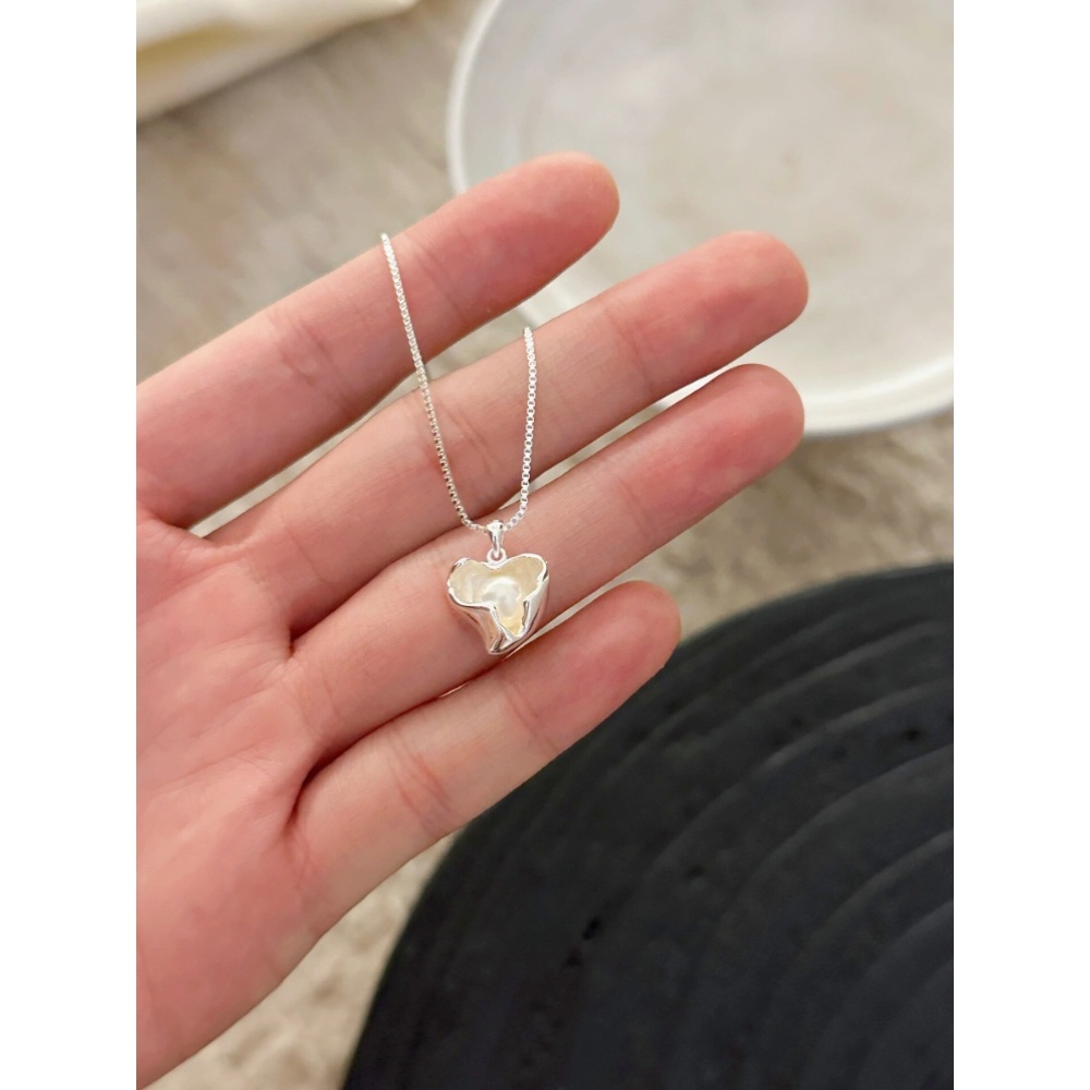 돌싱포맨 145화 최여진 목걸이 하트 불규칙한 실버 의상 옷 패션 - 상세 이미지 3