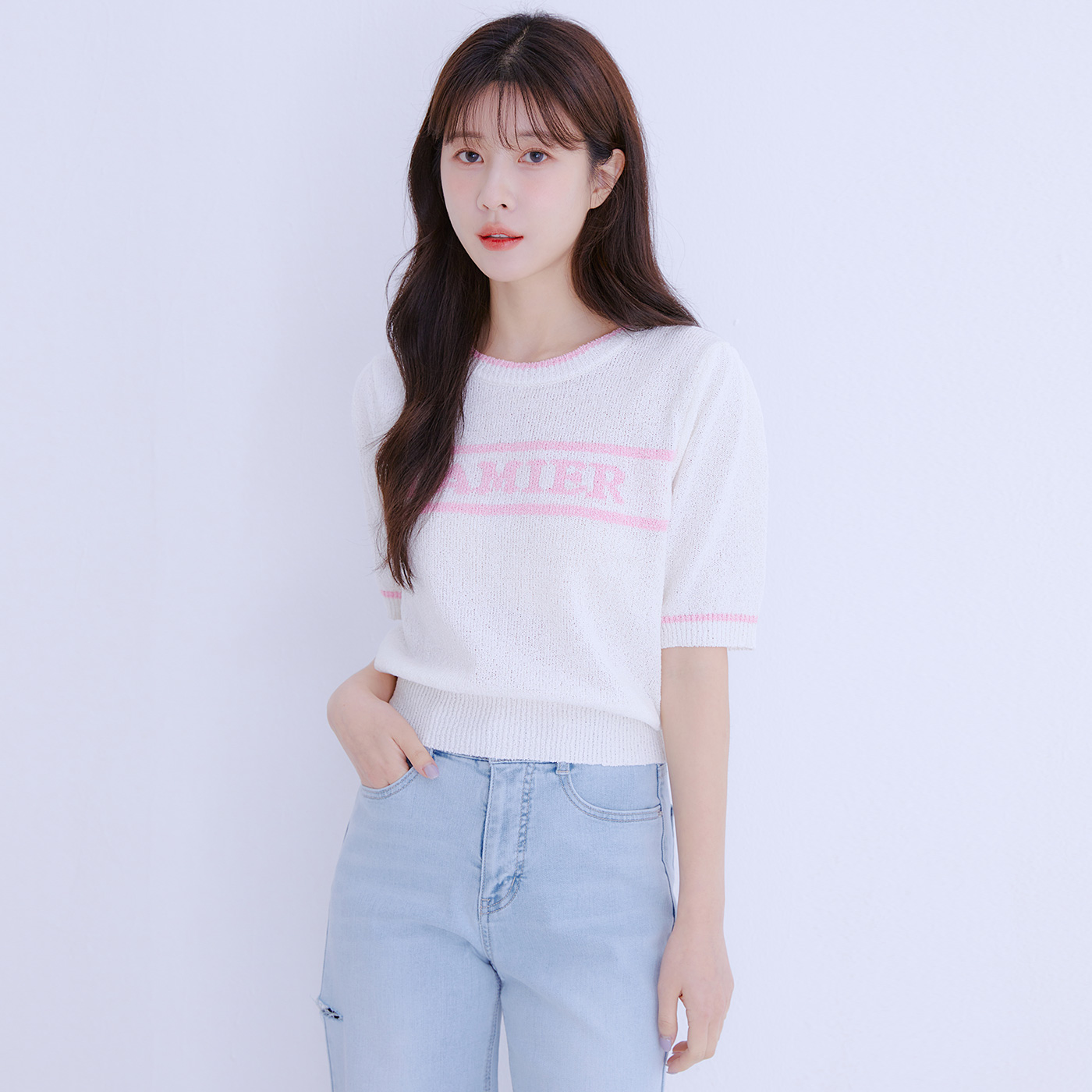 로엠 볼륨 소매 레터 반팔 풀오버 RMKAE25RT8 - 메인 이미지