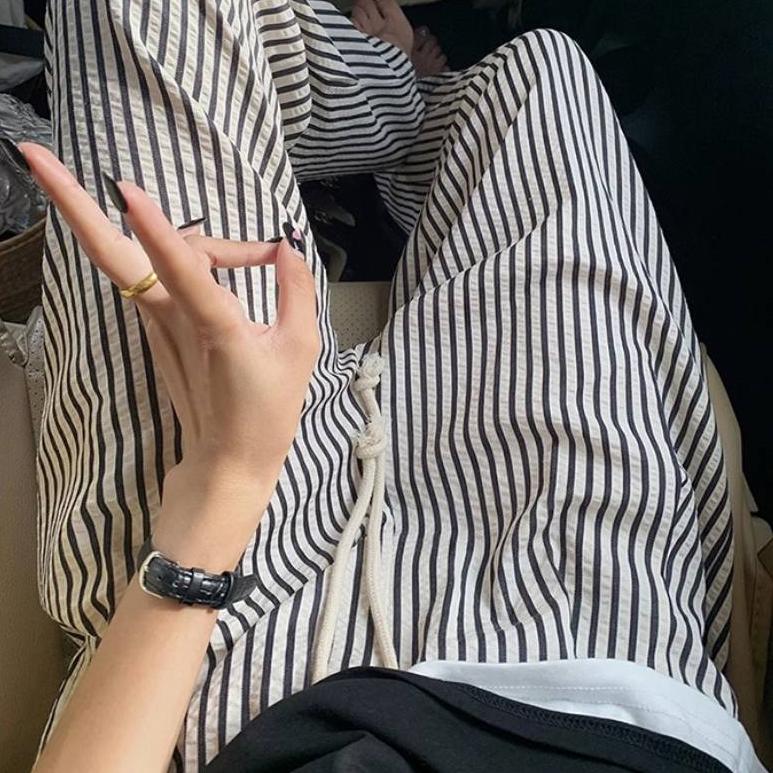 쁘렌디 블랙 스트라이프 와이드 밴딩 팬츠 시어서커 키작녀 바지 (숏/롱) - 상품 이미지