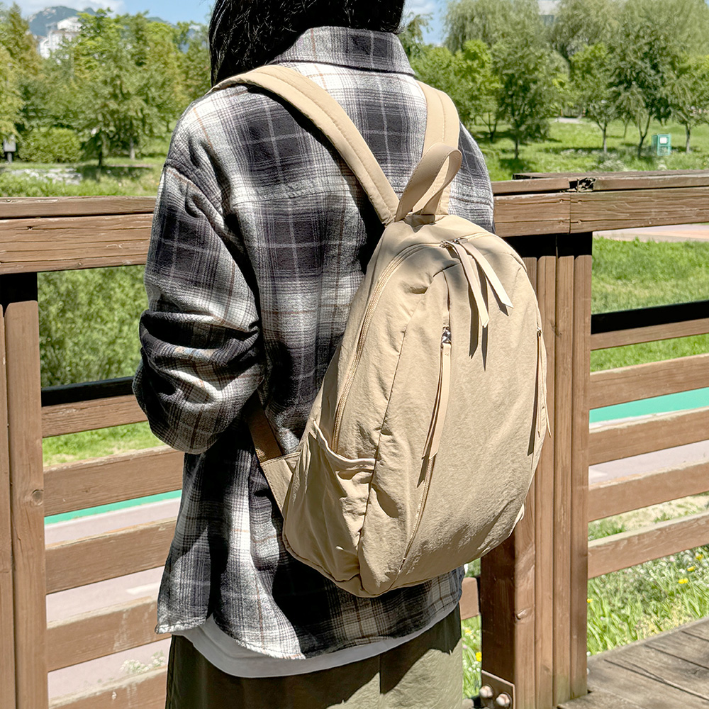 가벼운 베이직 백팩 엄마 할머니 초경량 등에메는 가방 나들외 외출 아담한 미디엄 백팩 - 상세 이미지 3