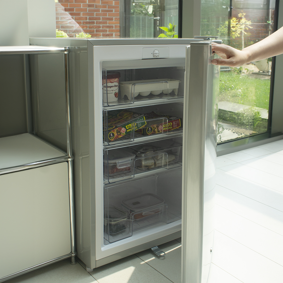 윈세프 소형 스탠드 냉동고 WS-93R 90L 카페 가정용 보존식 윈텍 미니 얼음