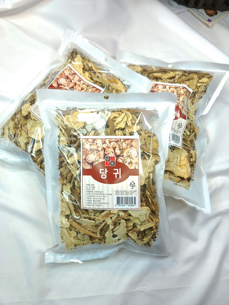 특A급 당귀 500g 참당귀 말린 인삼 대용 당기 차 뿌리 당귀효능 삼계탕 끓이는법 재료 제품 이미지